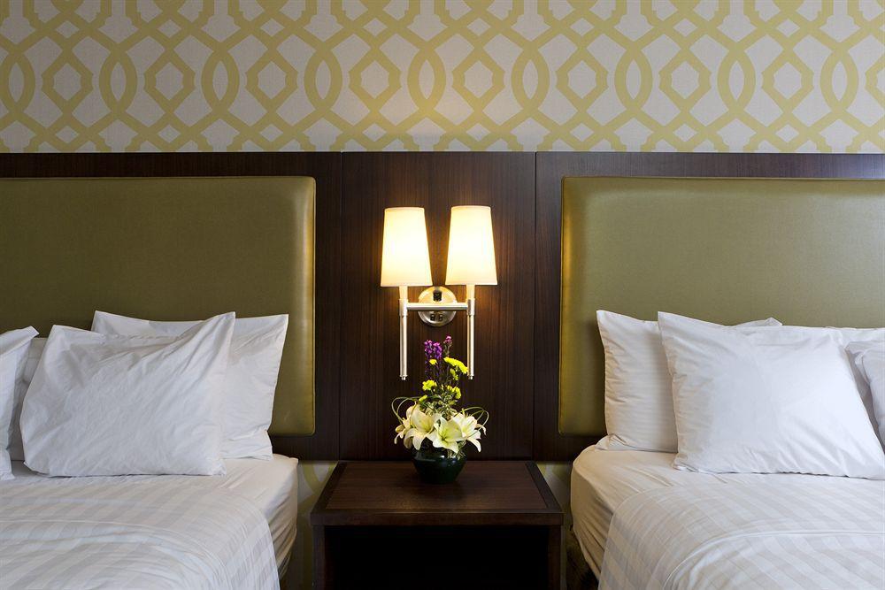Best Western Premier The Central Hotel & Conference Center Гаррисберг Номер фото