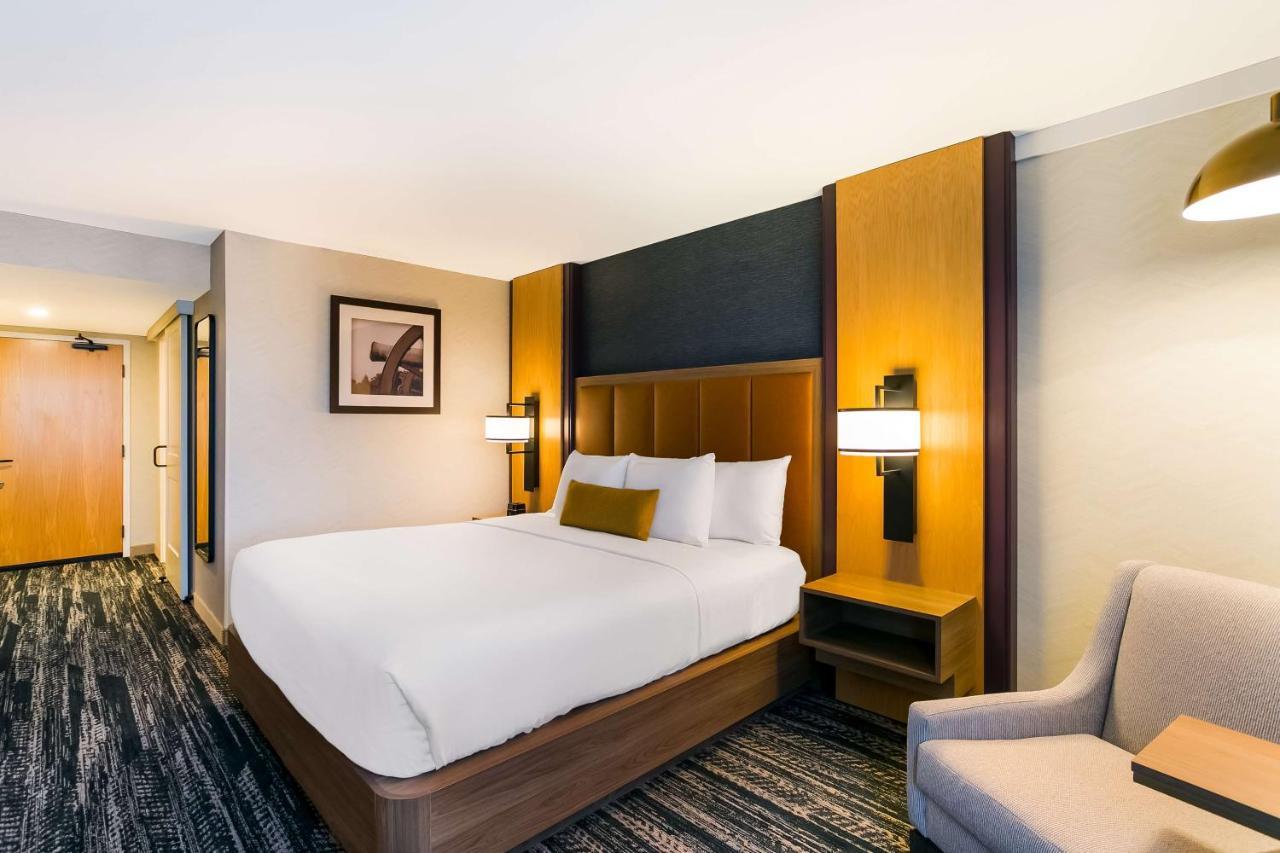 Best Western Premier The Central Hotel & Conference Center Гаррисберг Экстерьер фото